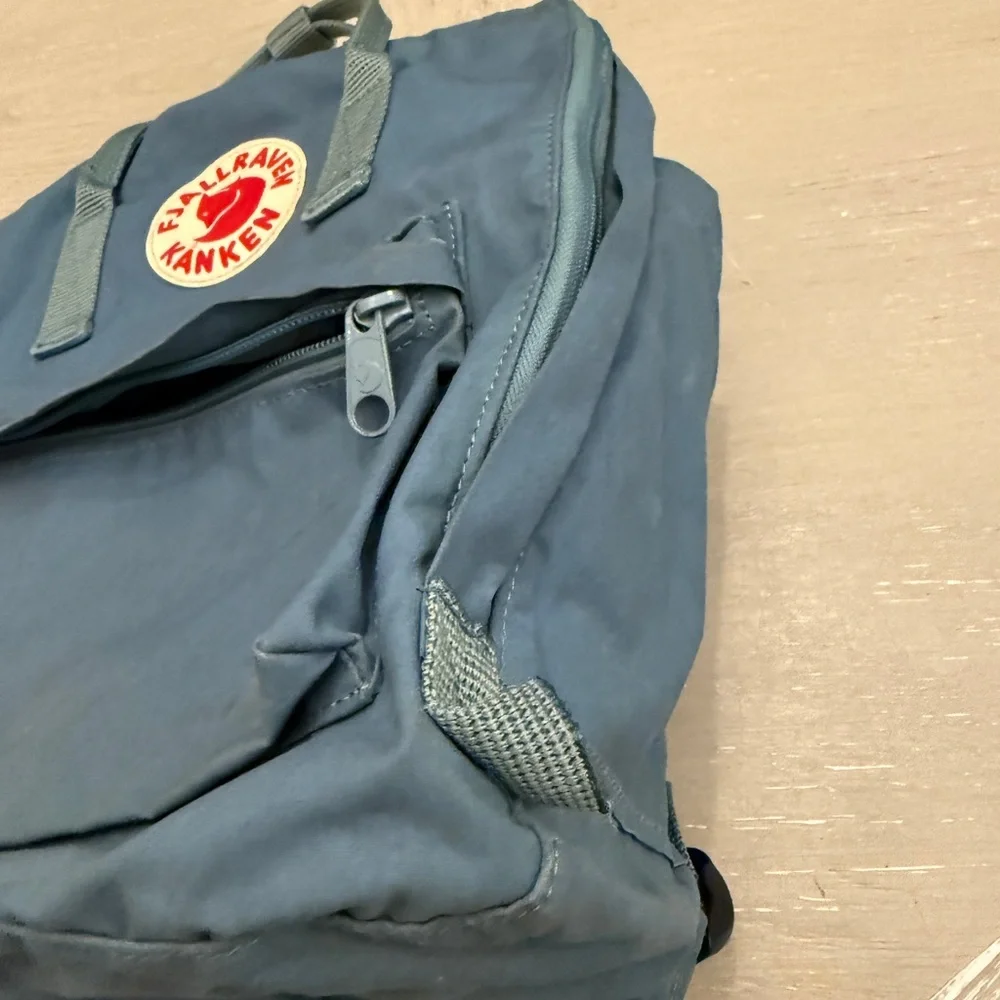 Fjallraven Kanken Slate Blue Backpack - Picture 3 of 11